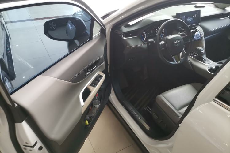 Used Toyota Harrier 2023 Dual-Engine 2.5L CVT Two-Wheel Drive Luxury Edition
