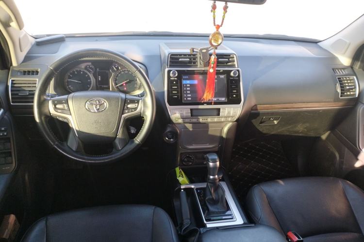 Used Toyota Prado 2019 3.5L Automatic TX-L Deluxe Edition with Rear-Mounted Spare Tire