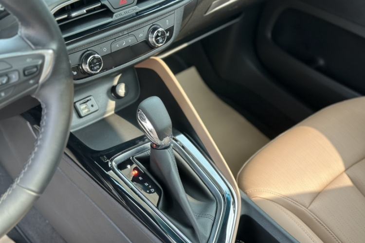 Used Buick GL6 2021 323T Mild Hybrid Connect Luxury Model
