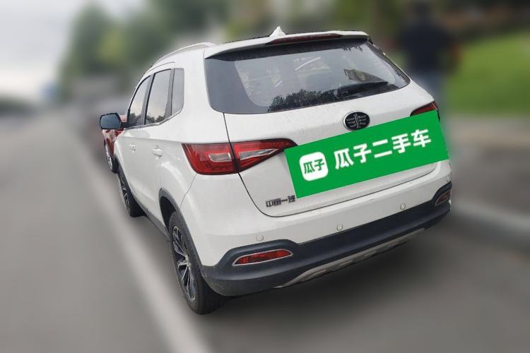 Used FAW Senya R7 2016 1.6L Manual Smart Version
