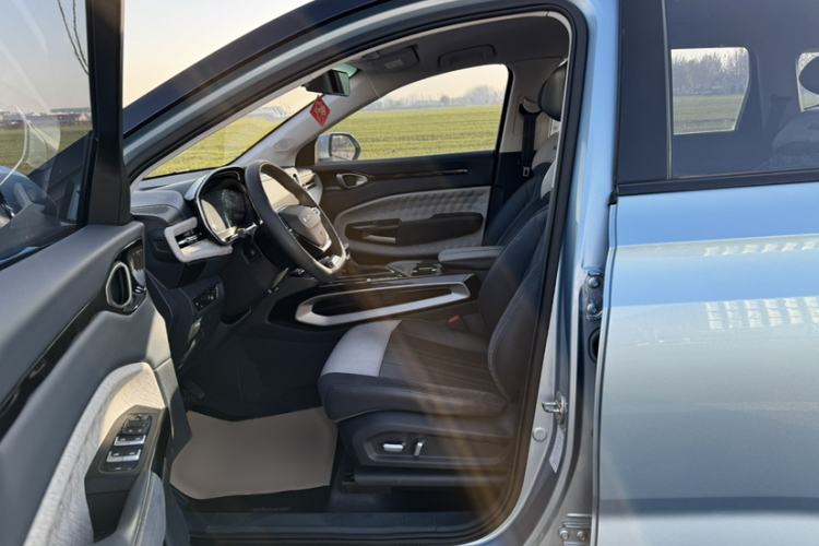 Used Baojun RM-5 2019 1.5T CVT 24-Hour Online Luxury Version 6 Seats