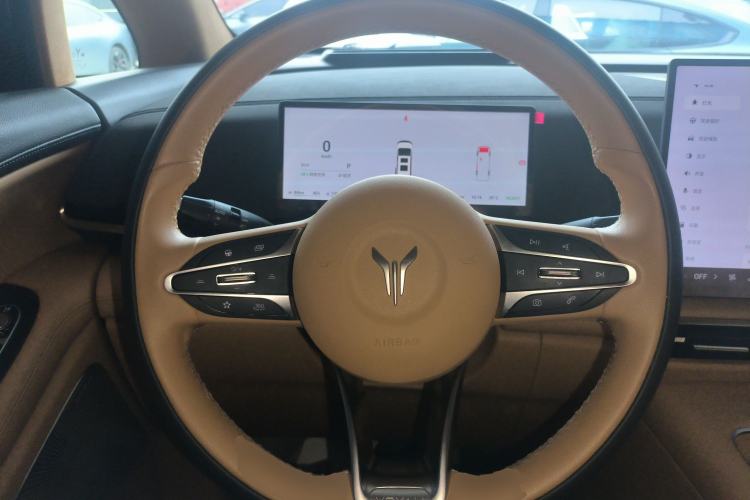 Used VOYAH Dream 2025 PHEV Four-Wheel-Drive Flagship Kunpeng Edition
