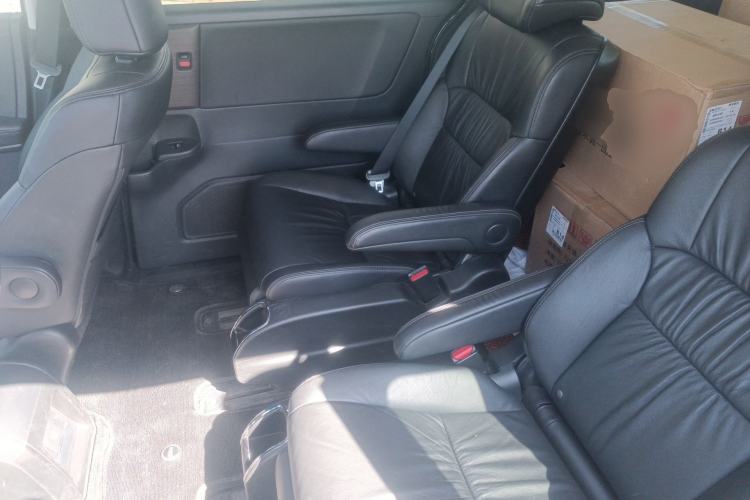 Used Honda Odyssey 2022 2.0L eHEV Sharp·Luxury Edition Left Rear Seat