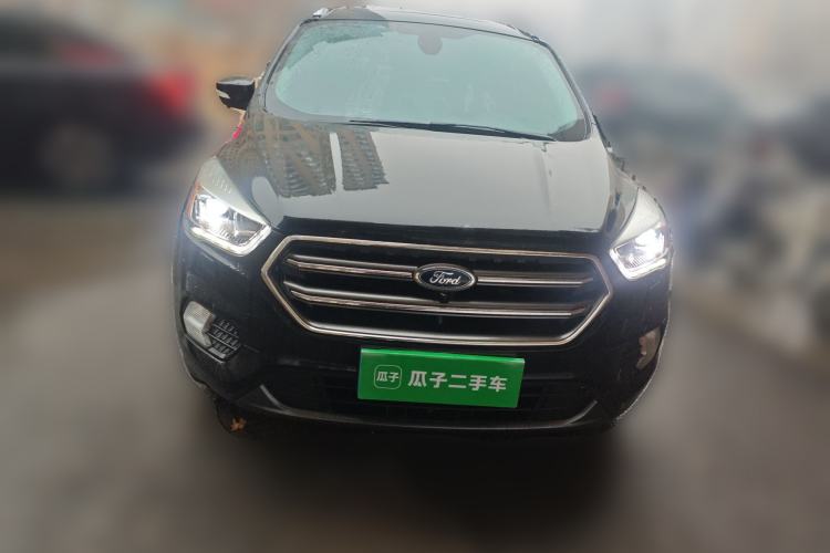 Used Ford Kuga 2019 EcoBoost 180 Two-Wheel-Drive Titanium Plus Model China VI Standard