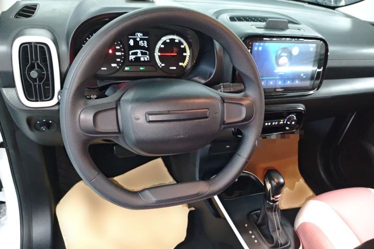 Used Roewe Clever 2022 311km QiQi BoBo Edition Steering Wheel