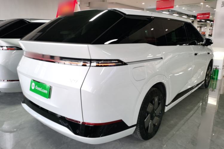 Used XPeng X9 2024 702 Ultra-Long Range Pro