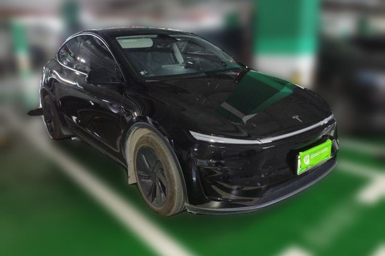 Used Tesla Model Y 2025 Rear-Wheel-Drive Version Front Right 45 Deg