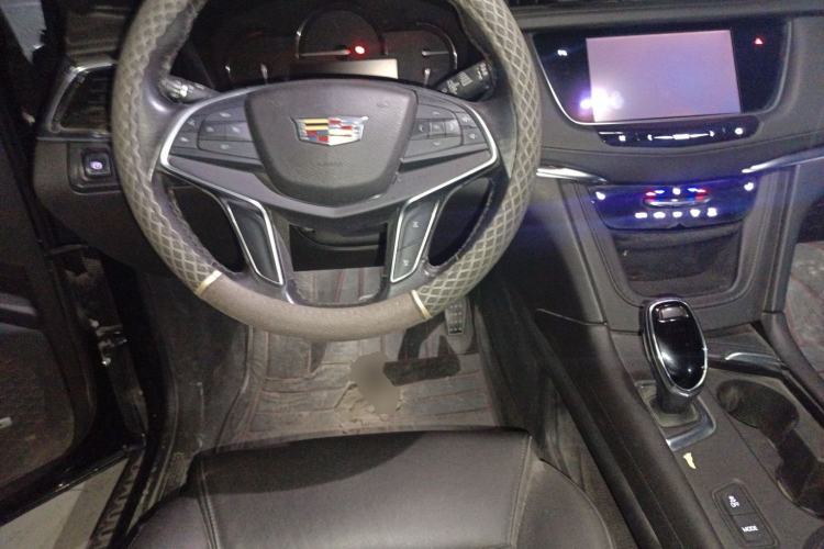 Used Cadillac XT5 2016 25T Luxury Model