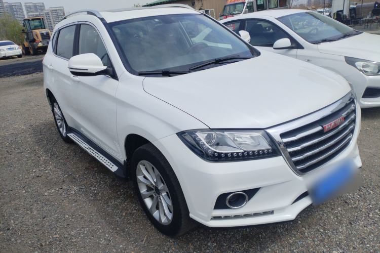 Used Haval H2 2017 Red-Label 1.5T Manual Two-Wheel-Drive Elite Model Front Right 45 Deg