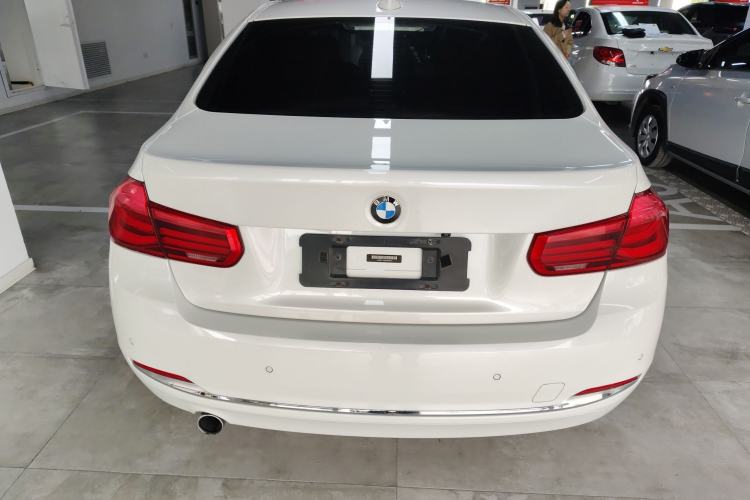 Used BMW 3 Series 2017 318Li Fashion Model Rear