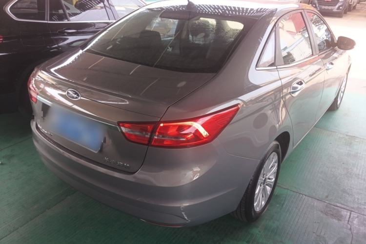 Used Ford Escort 2017 Happiness Edition 1.5L Automatic Fashion Version