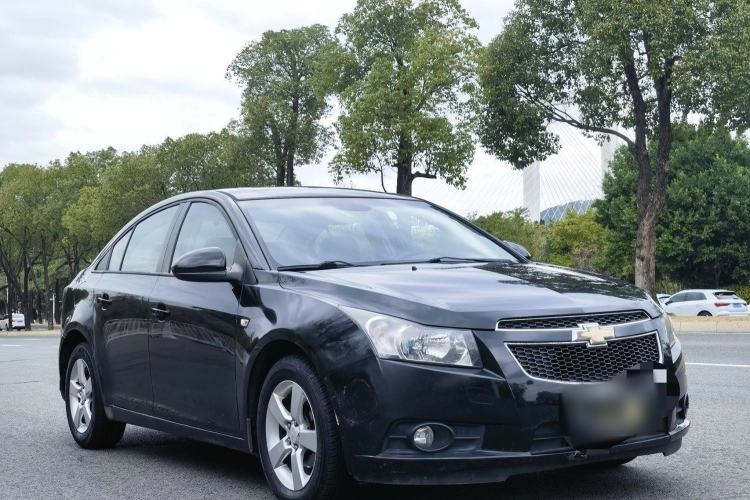 Used Chevrolet Cruze 2013 1.6L SE MT Exterior 5