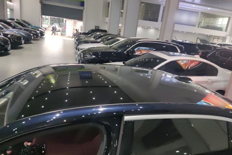 Used BMW 5 Series 2025 525Li M Sport Package Roof