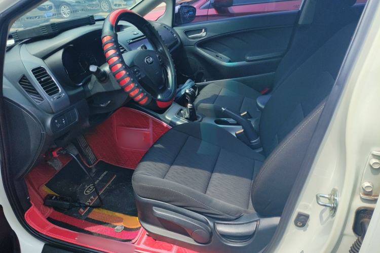 Used Kia K3 2015 1.6L Manual GLS Left Front Seat