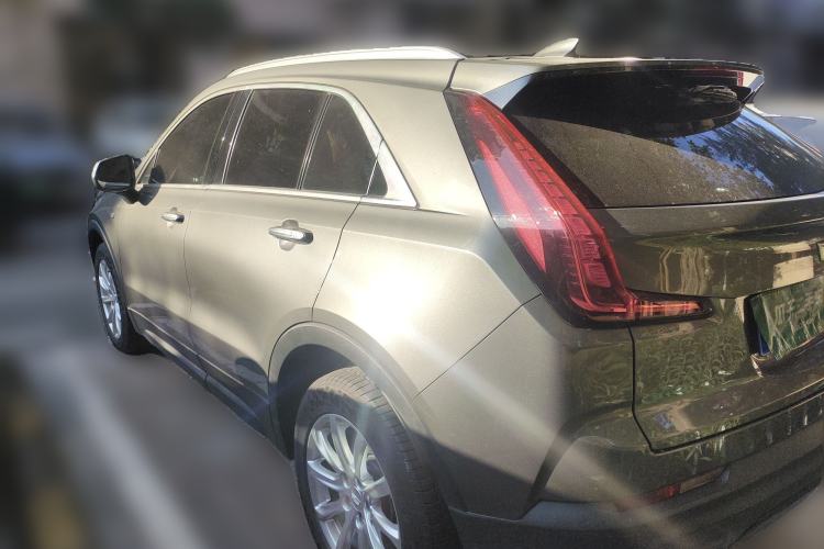 Used Cadillac XT4 2018 28T Two-Wheel Drive Tech Version