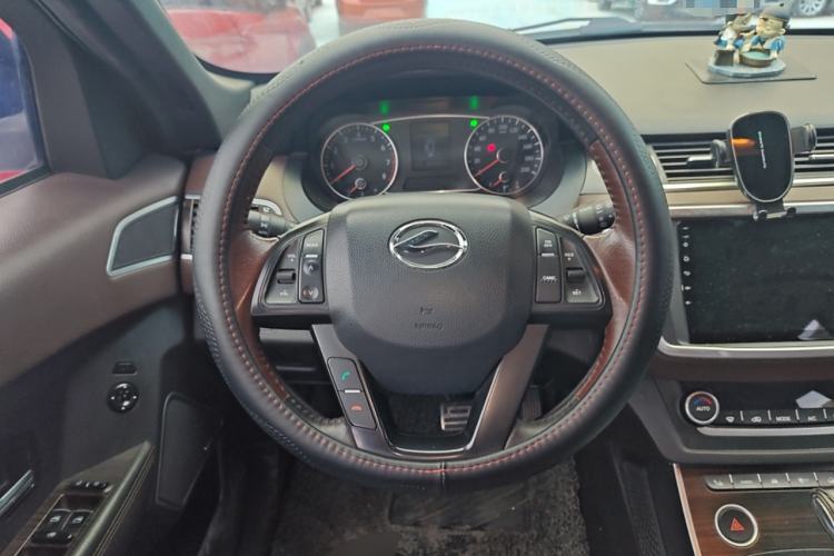 Used Land X7 2015 2.0T Panoramic Prestige Edition
