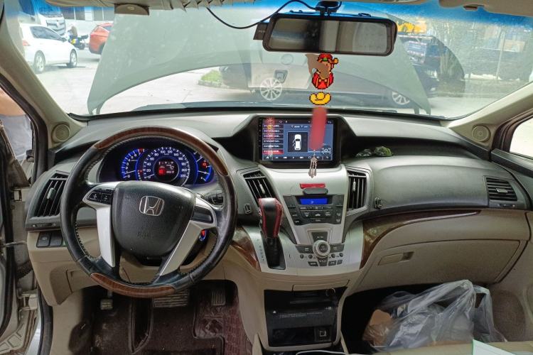 Used Honda Odyssey 2013 2.4L Elite Edition Center Console