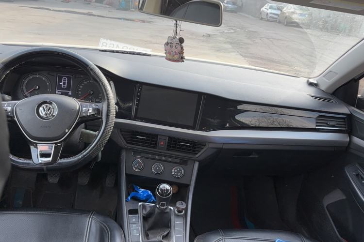 Used Volkswagen Bora 2019 1.5L Manual Fashion Edition Interior 3