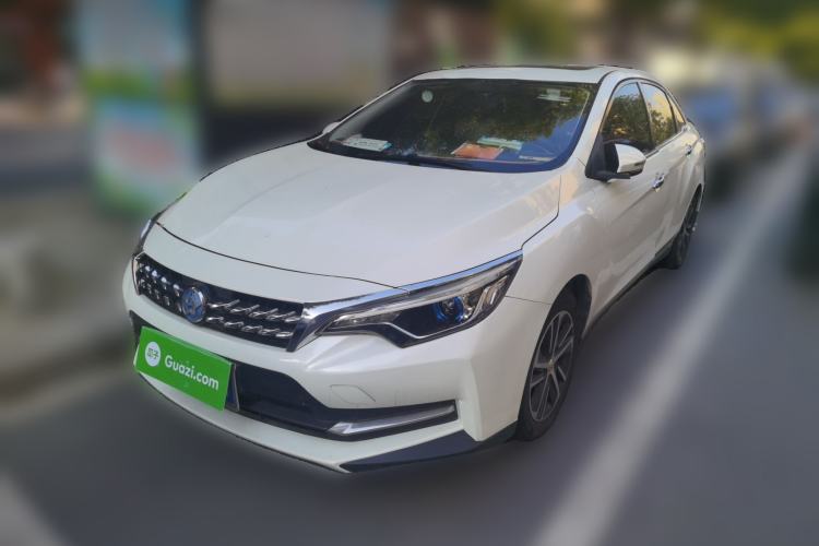 Venucia D60 2019 100 000 Honor 1.6L XL CVT Chenku Edition China VI Standard d’occasion Guazi used car, China used car export, Used car for sale, Used  cars, Cheapest cars for sale