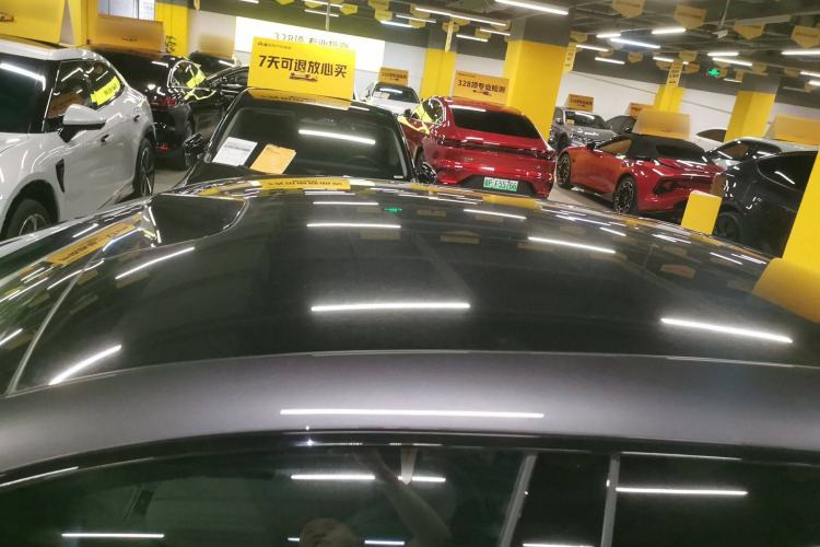 Used Lynk & Co Z10 2025 95 kWh 806 km Range Rear-Wheel Drive Advanced Driver-Assistance System Max