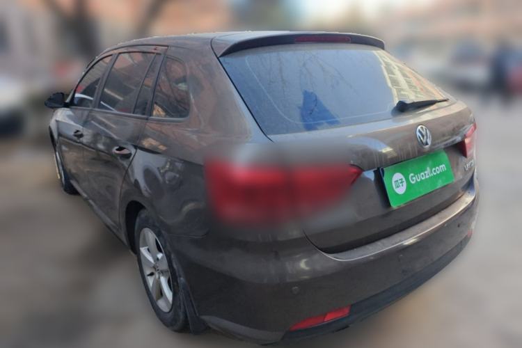 Used Volkswagen Gran Lavida 2013 1.6L Automatic Fashion Model
