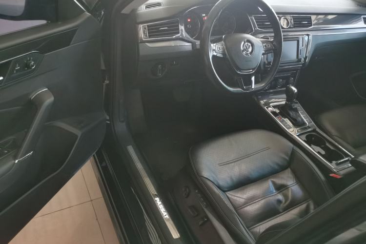 Used Volkswagen Passat 2016 330TSI DSG Prestige Edition
