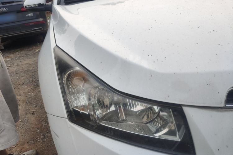 Used Chevrolet Cruze 2011 1.6L SE MT Transformers Edition
