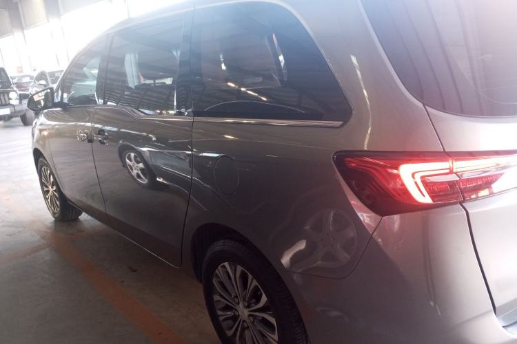 Used Buick GL8 2020 Land Cruiser Executive Class 652T Comfort Model
