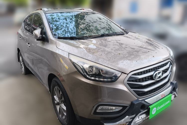 Used Hyundai ix35 2013 2.0L Automatic 2WD Comfort GL China IV Standard Front Right 45 Deg