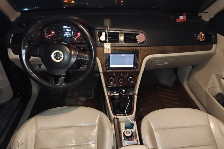 Used Volkswagen Lavida 2013 Revised Version 1.4 TSI Manual Comfort Edition
