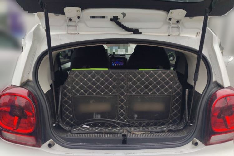 Used Roewe Clever 2021 302 km New Four-Seater Super-Efficient Version