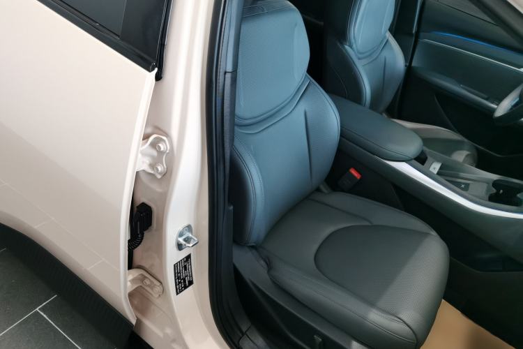 Used XPeng MONA M03 2025 600 with Ultra-Long Range Max Right Front Seat