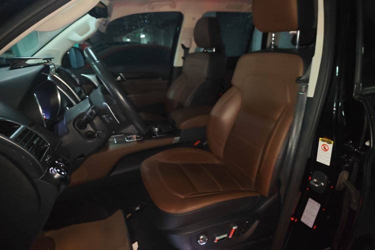 Used Haval H9 2017 2.0T Gasoline 4x4 Luxury 7-Seater