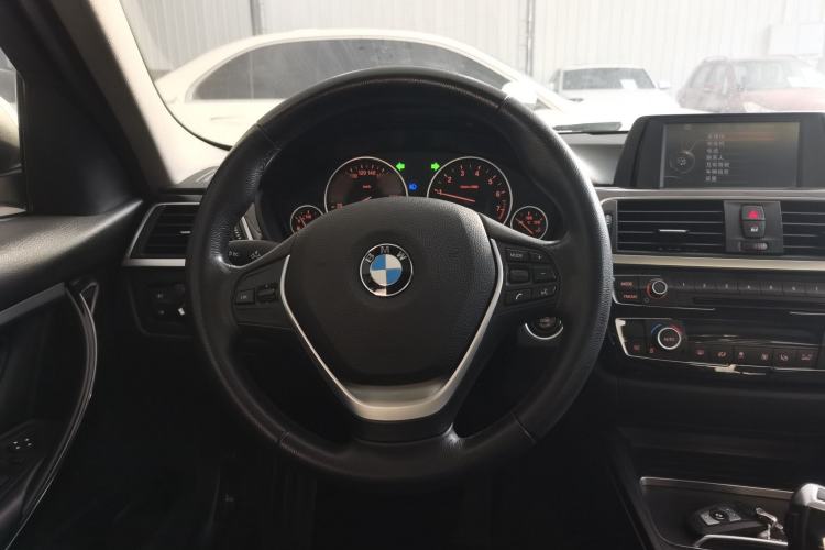 Used BMW 3 Series 2017 320Li Fashion Model