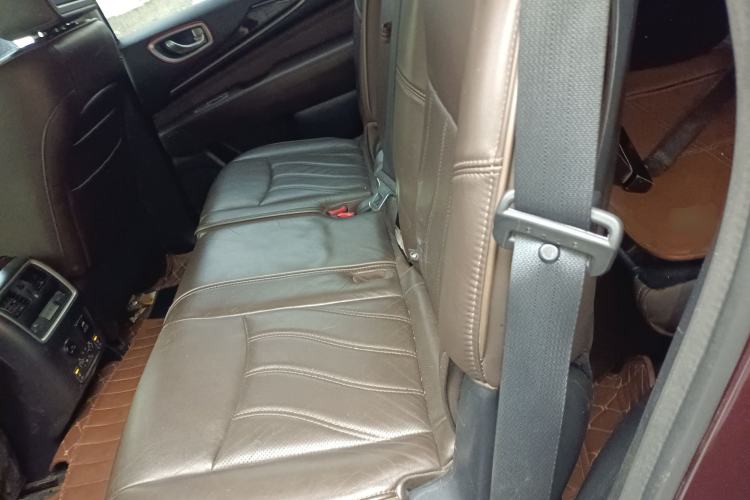 Used Infiniti QX60 2014 2.5 S/C Hybrid All-Wheel-Drive Versatile Edition Left Rear Seat