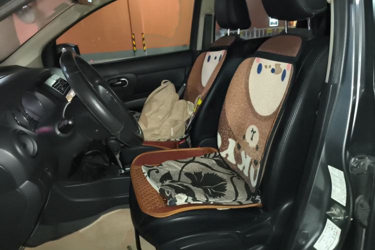 Used Nissan Livina 2015 1.6XE CVT Comfort Edition Left Front Seat