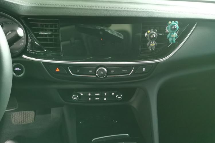 Used Buick Regal 2024 25T Deluxe Edition