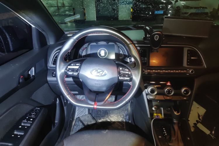 Used Hyundai Elantra (6th Generation / Lingdong) 2019 1.4T Dual-Clutch Xuan Dong · Dynamic Model Steering Wheel