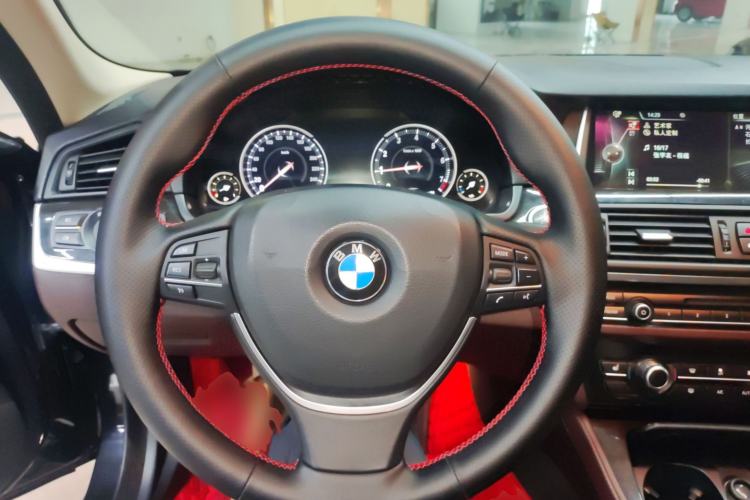 Used BMW 5 Series 2014 525Li Luxury Design Package
