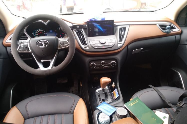 Used Soueast DX7 2015 1.5T Automatic Prestige Model