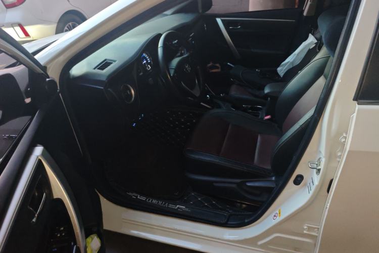 Used Toyota Corolla 2018 Dual-Engine 1.8L E-CVT Smart Edition Left Front Seat