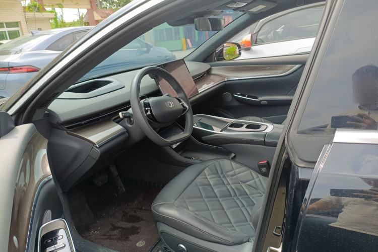 Used CHANGAN NEVO A07 2024 All-Electric "True Fragrance" Edition 515 Luxurious Model 58.9 kWh Left Front Seat