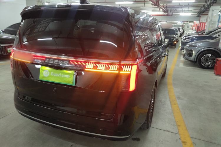 Used Zeekr 009 2022 WE Edition
