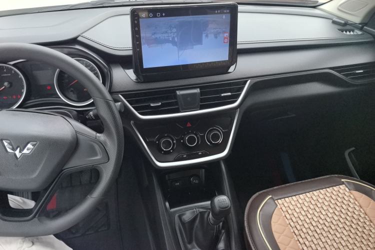 Used Wuling Hongguang S3 2019 1.5L Manual Standard Version China VI Standard