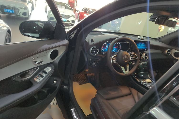 Used Mercedes-Benz GLC 2021 GLC 260 L 4MATIC Dynamic Edition Driver Seat