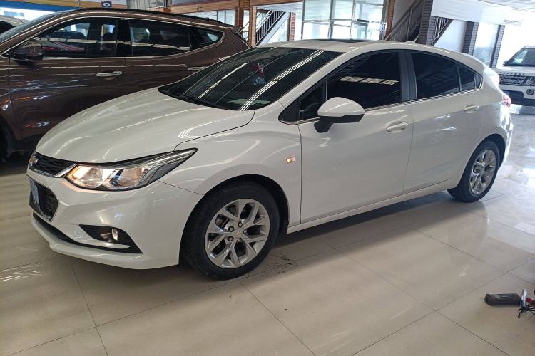 Used Chevrolet Cruze 2017 1.5L Hatchback Automatic Xuanfeng Edition