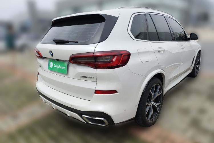 Used BMW X5 2019 xDrive40i Luxury Model with M Sport Package
