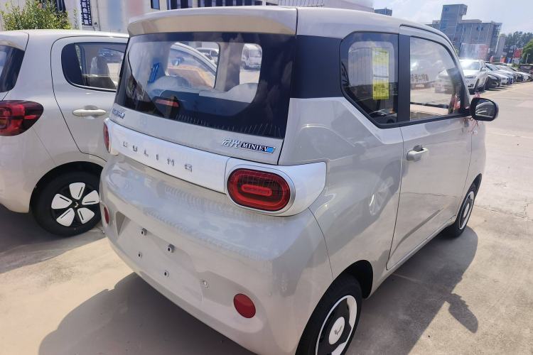 Used Wuling Hongguang MINIEV 2024 3rd Generation 215km Youth Edition