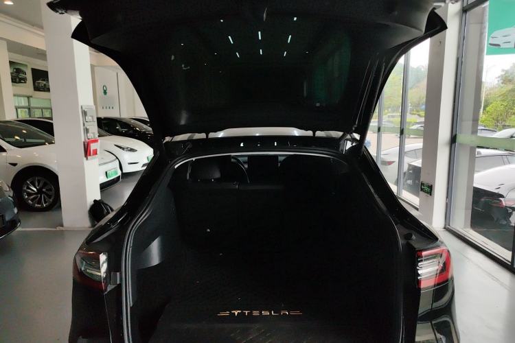 Used Tesla Model Y 2022 Rear-Wheel-Drive Version