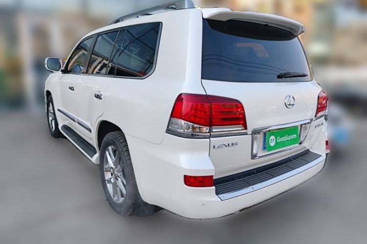 Used Lexus LX 2012 570
